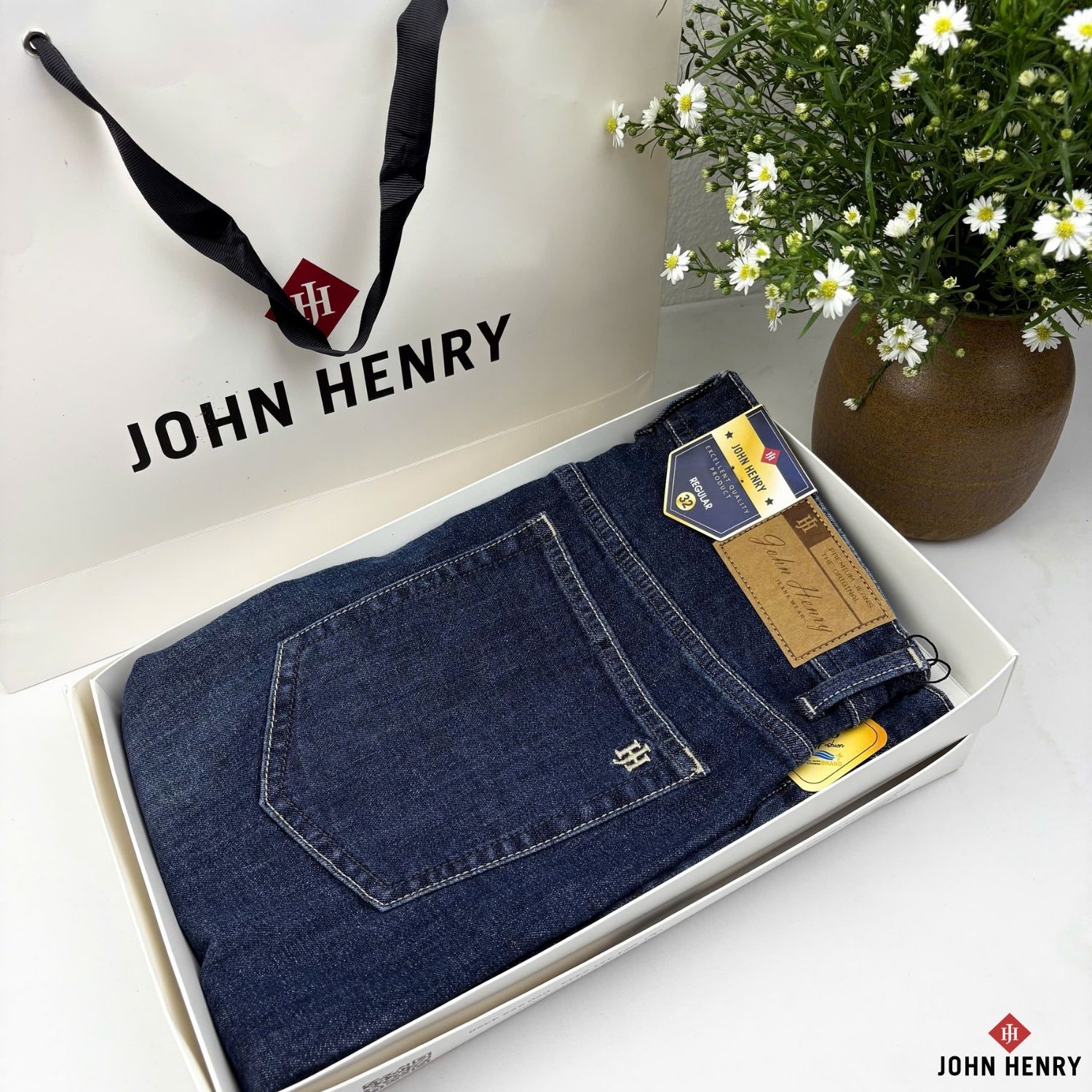 Quần Short Jean Nam John Henry Trẻ Trung Năng Động SP25FH31C-AKJN