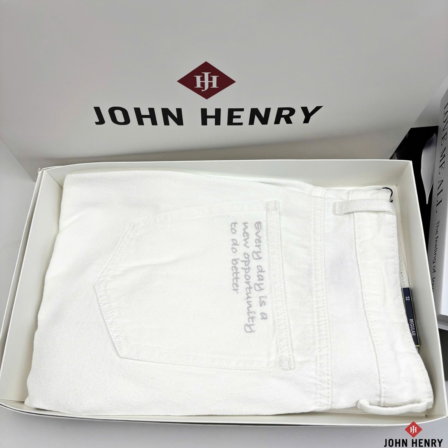 Quần Short Jean Nam John Henry Trẻ Trung Năng Động SP25FH28P-AKJN