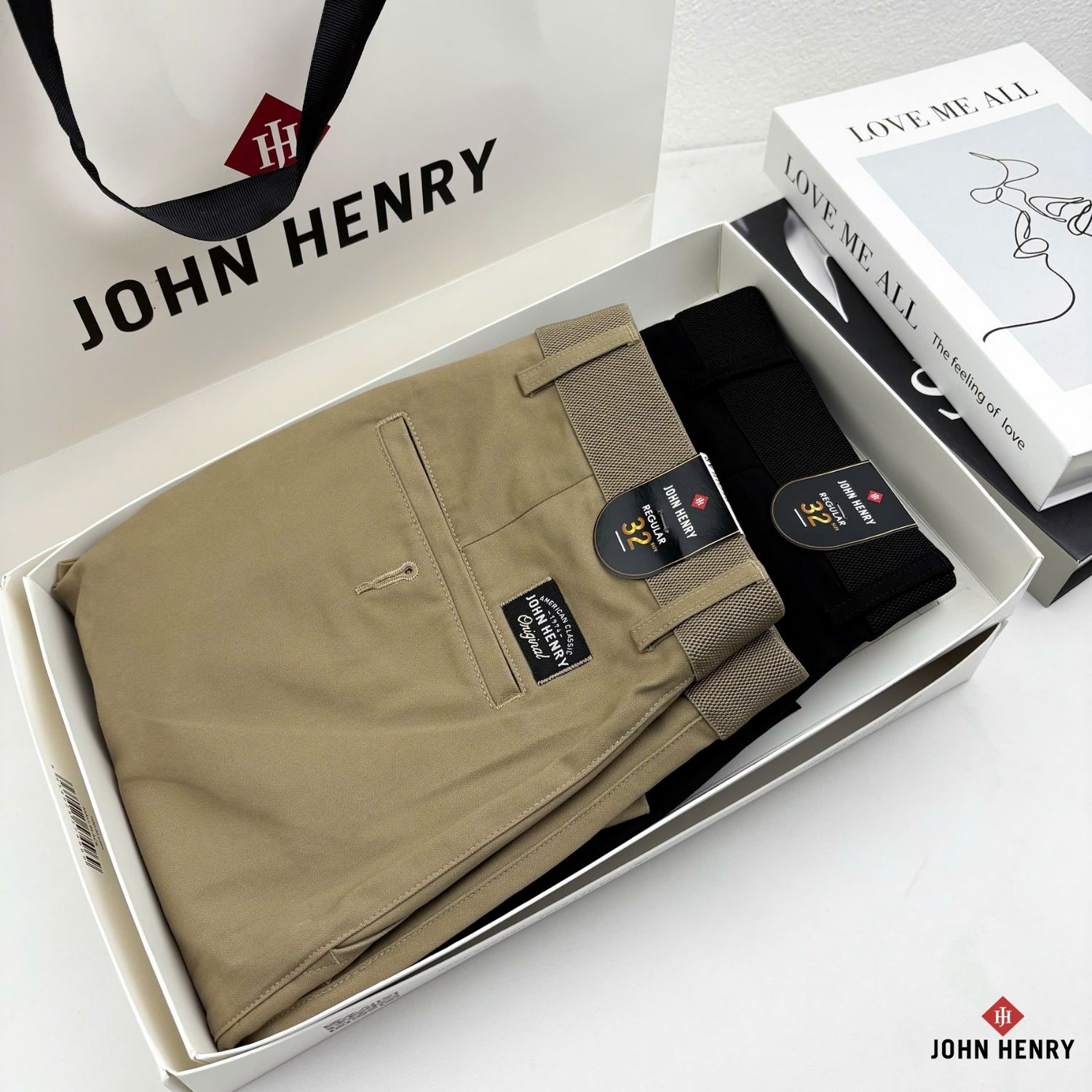 Quần Short Nam Form Trên Gối SP26SS05C-AK