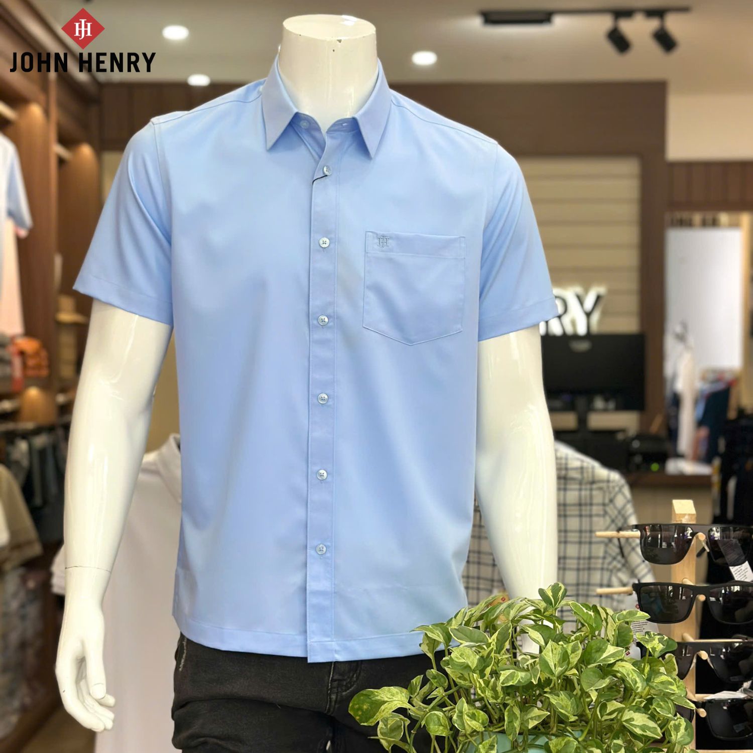 Áo Sơ Mi Nam Tay Ngắn John Henry Trơn Không Họa Tiết WS25FH71P-SDBBEX