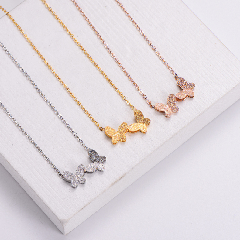 Nên chọn trang sức Titan hay trang sức bạc?