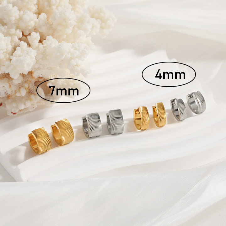 Bông tai Titan - TB005 - Khoen tròn khắc máy 7mm