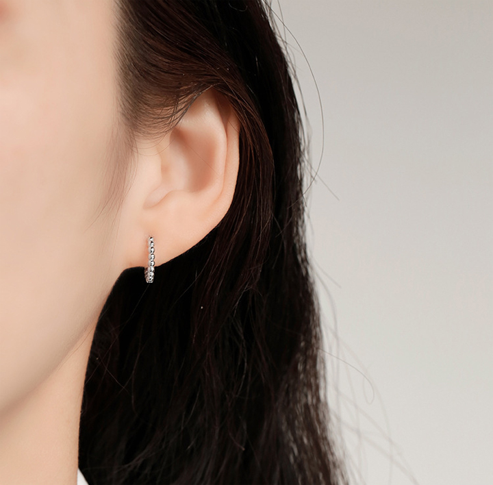 Bông tai Titan - TB204 - khoen tròn họa tiết bi