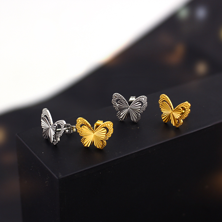 Bông tai Titan - TB236 - hồ điệp khắc máy cánh 2 tầng