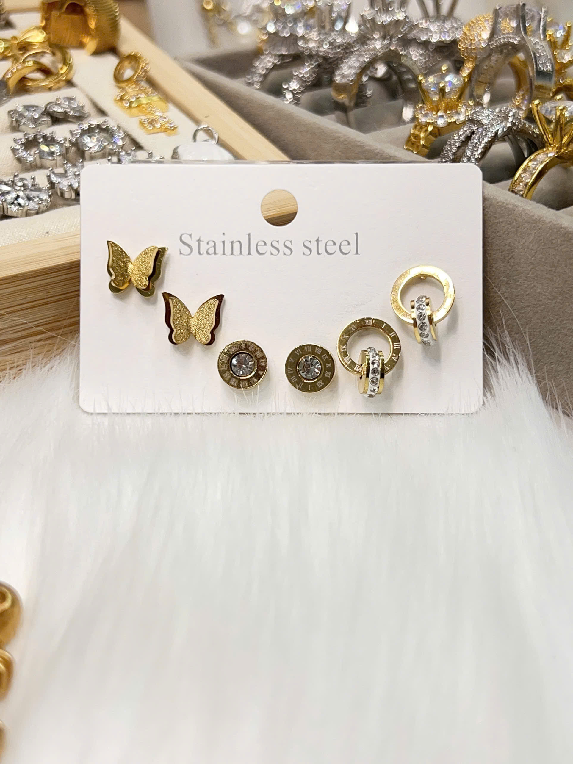 Bông tai Titan - BST nhiều kiểu dáng