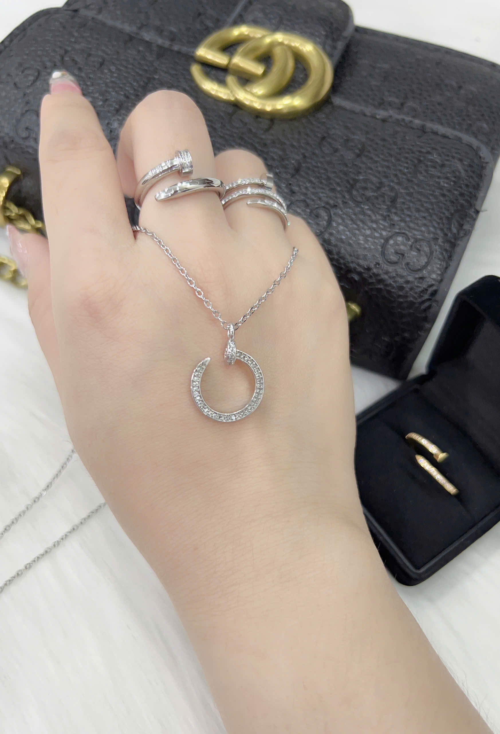 Dây chuyền Titan - TM044 - Mặt đinh Cartier đính đá