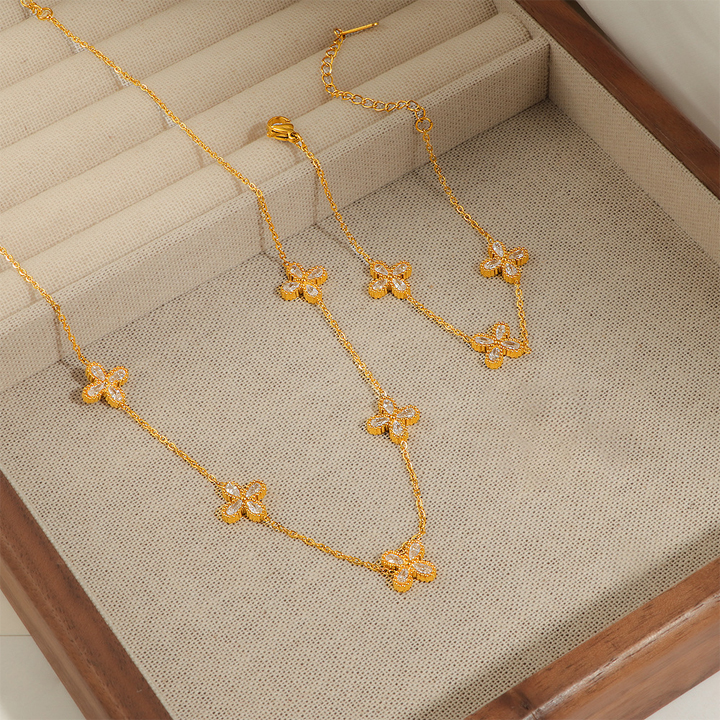 Set trang sức Titan - TN878 - hoa 4 cánh đính đá trắng