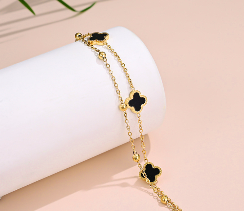 Lắc chân Titan - TA625 - 2 tầng hoa 4 cánh LV màu vàng