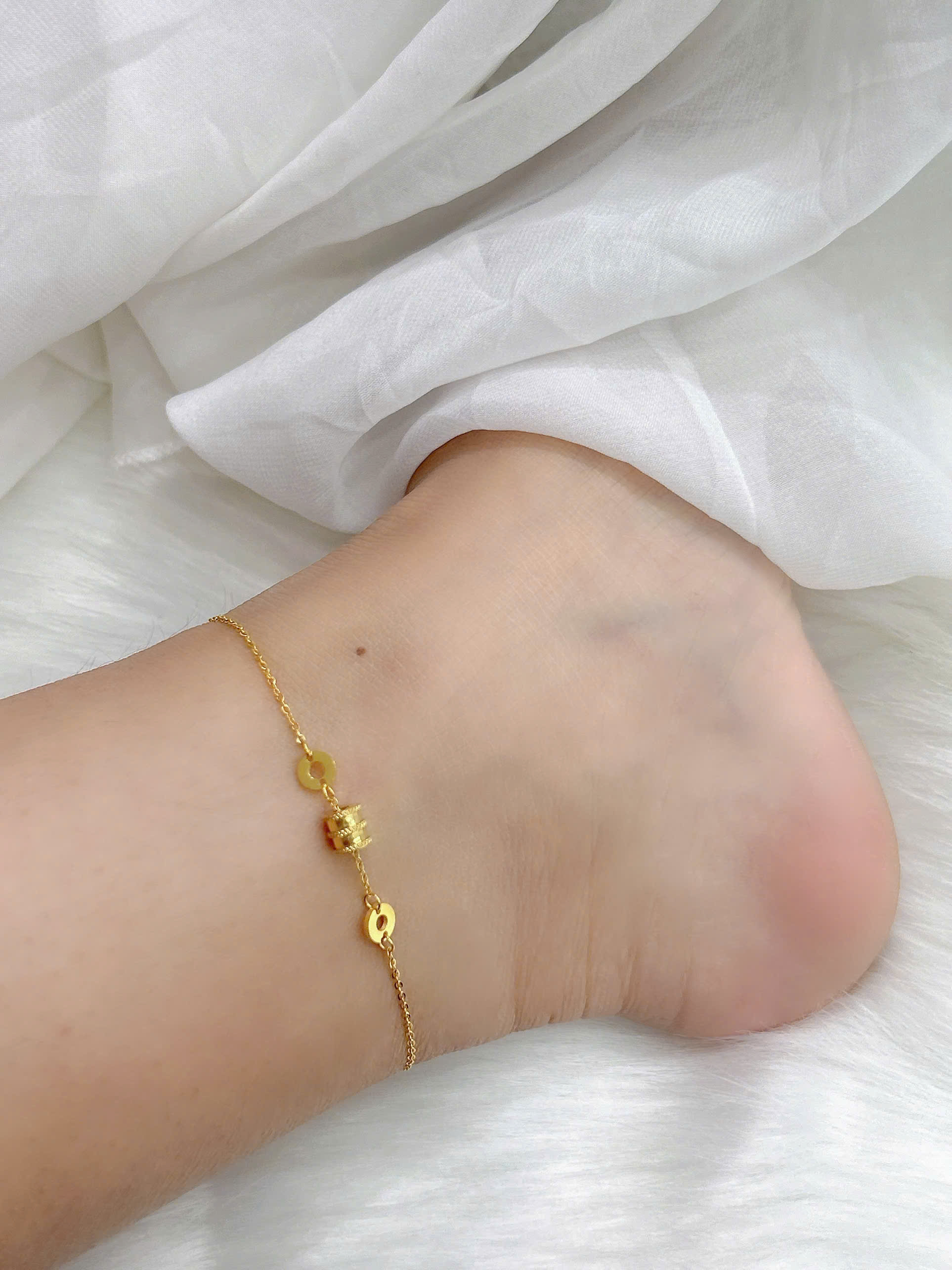 Lắc chân Titan - TA658 - Ống tròn số La Mã BVL