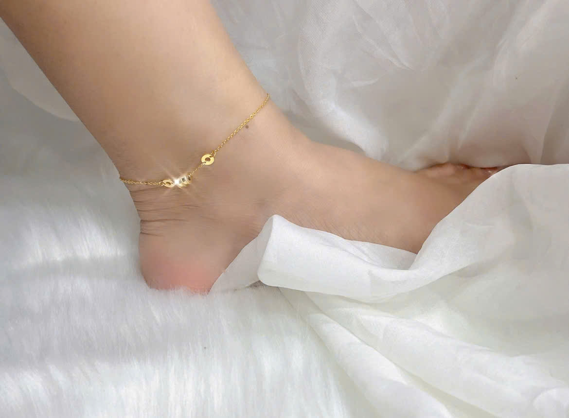 Lắc chân Titan - TA658 - Ống tròn số La Mã BVL