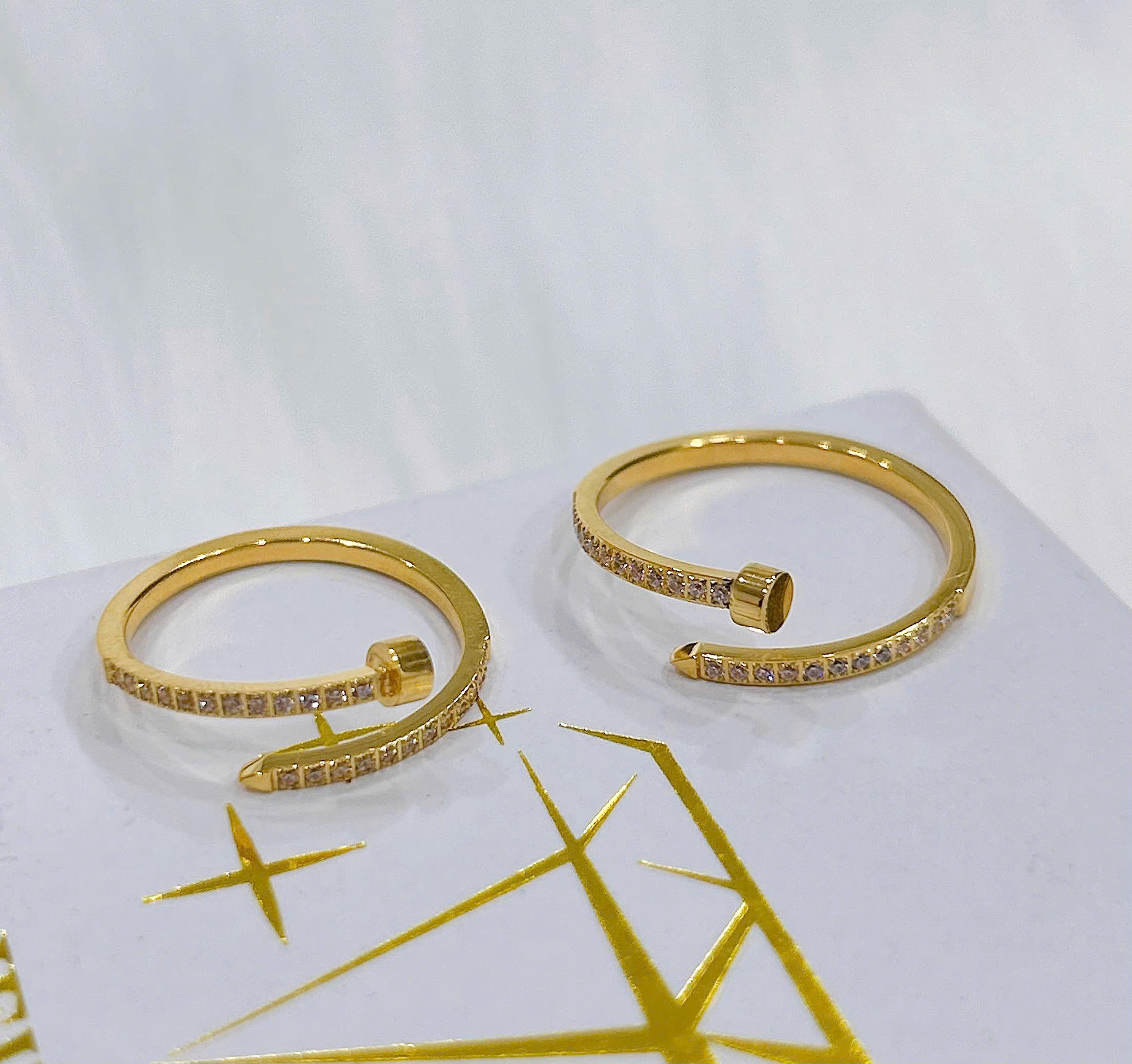 Nhẫn Titan - TC166 - Nhẫn đinh Cartier đính kim