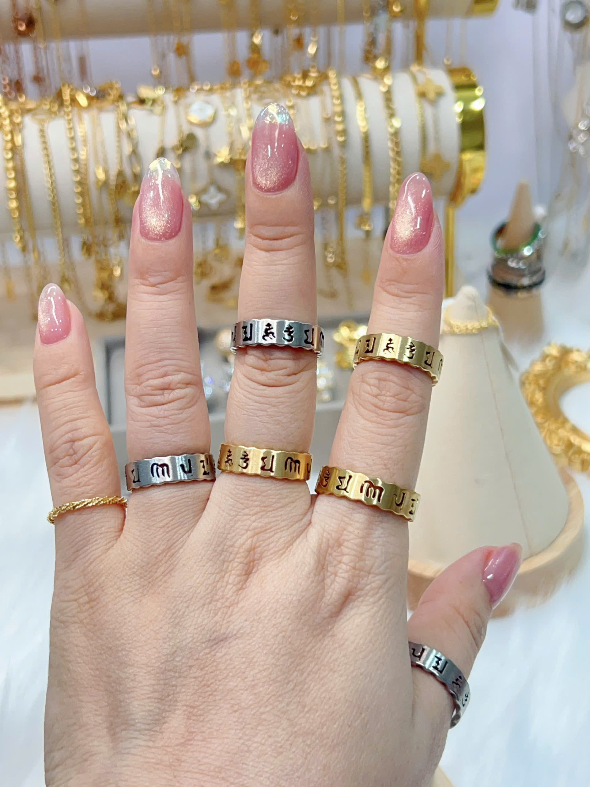 Nhẫn Titan - TC222 - Lục tự đại minh chân ngôn | Unisex