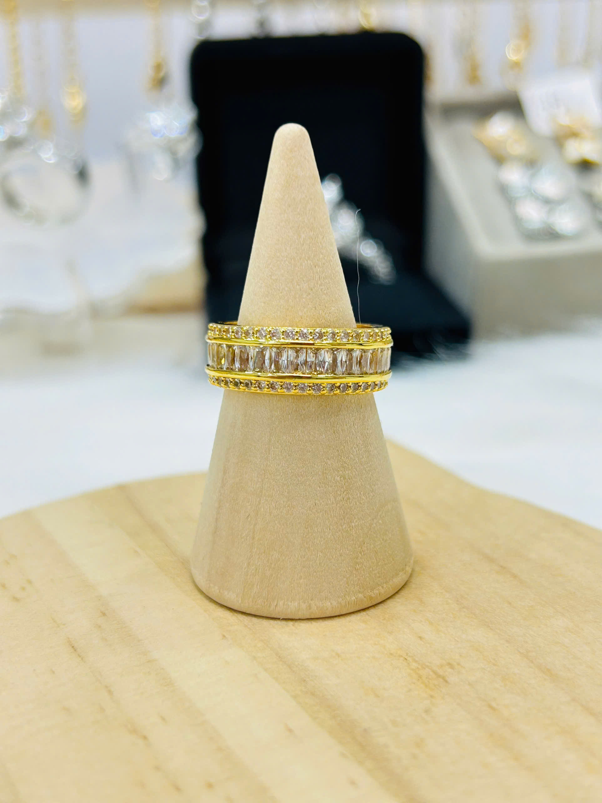 Nhẫn nữ đính đá Baguette - TM049 - phong cách Dainty Lady