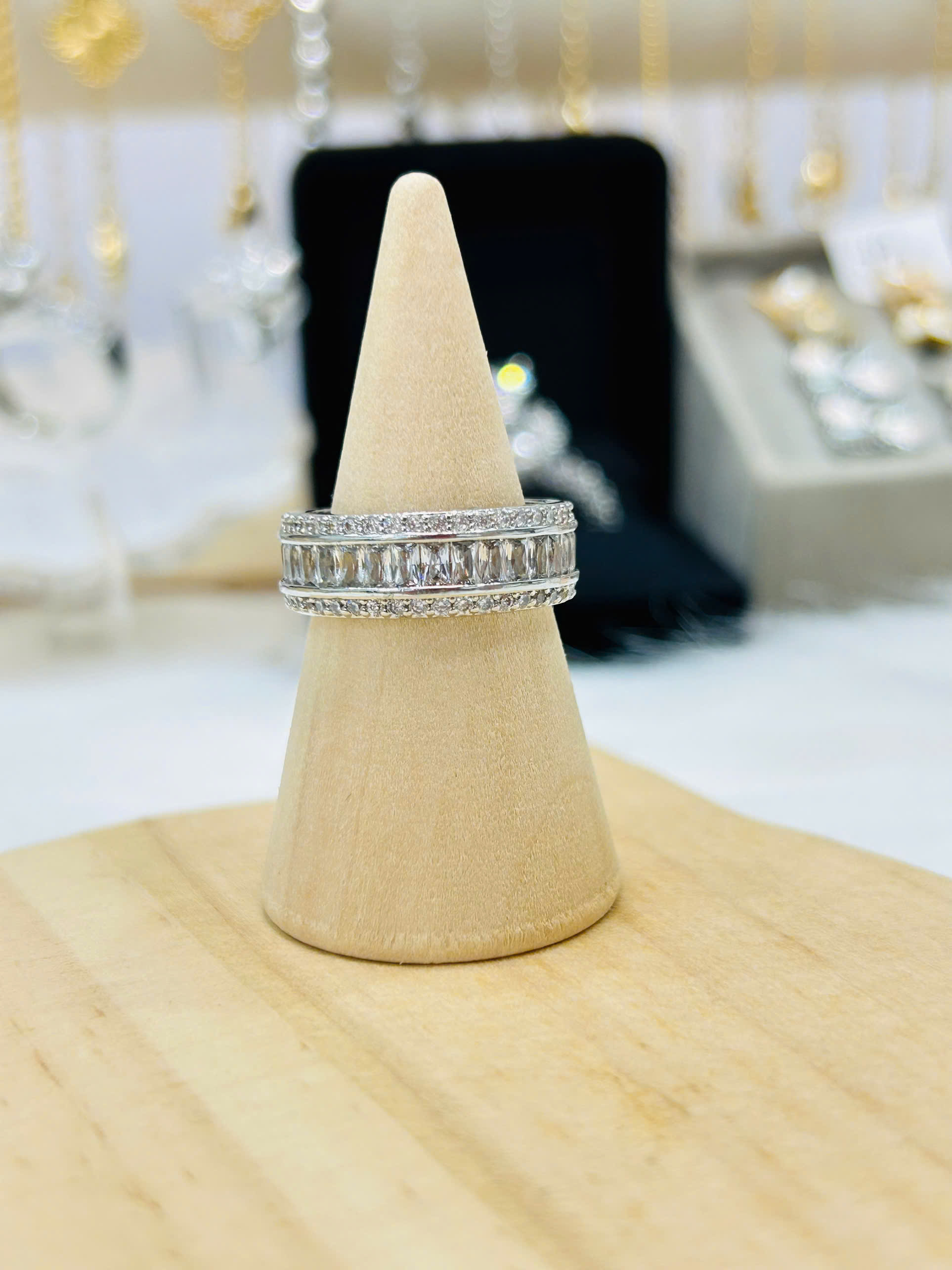 Nhẫn nữ đính đá Baguette - TM049 - phong cách Dainty Lady