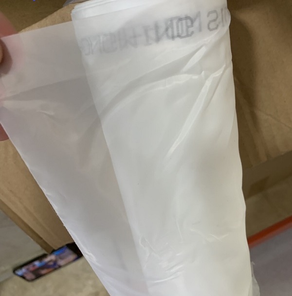 Cuộn vải lọc dầu polyester trắng