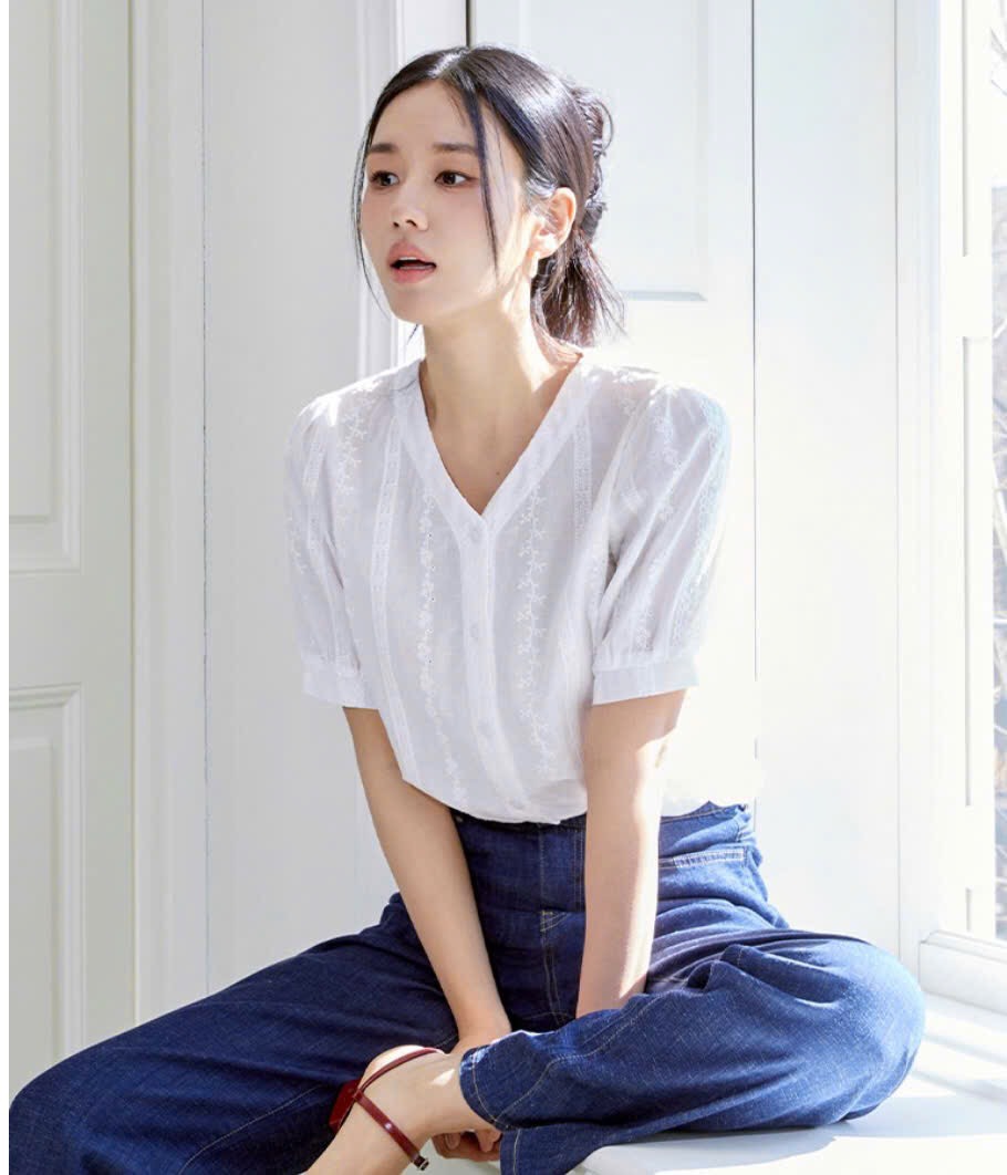 A77 Áo sơ mi thêu Celebshop