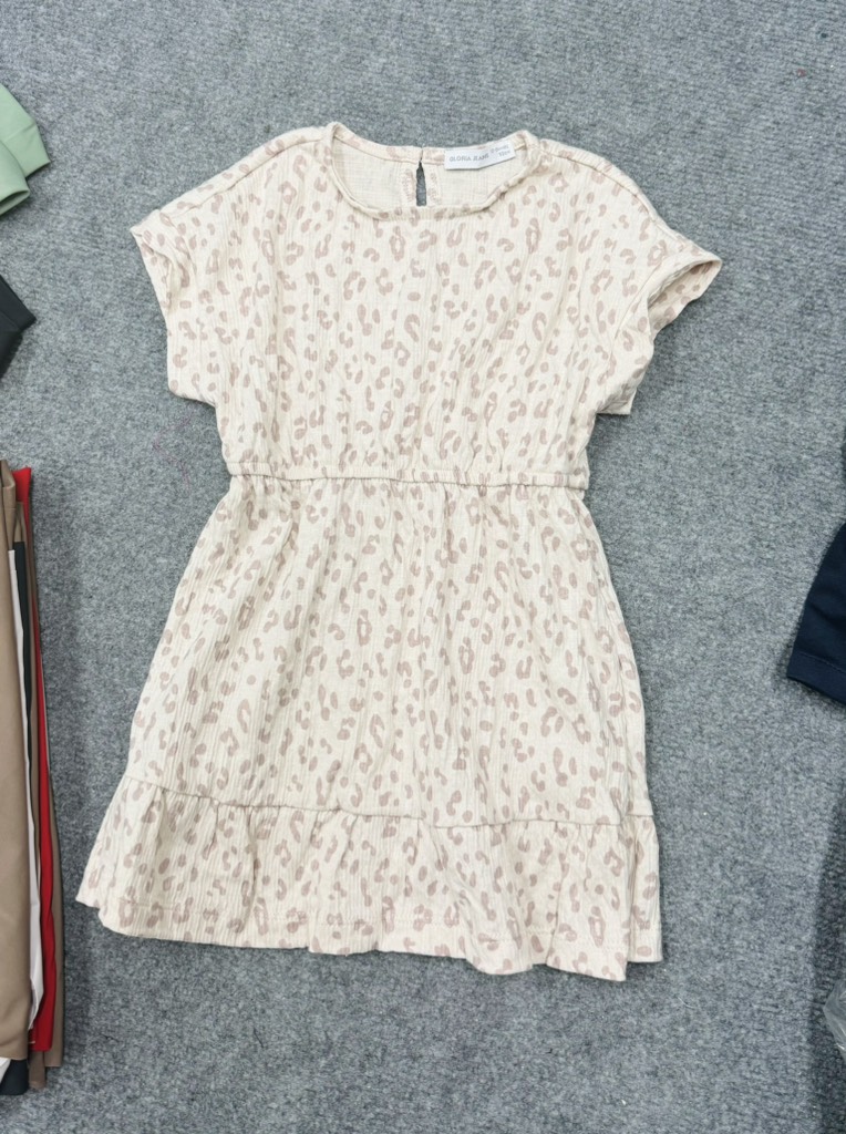 V08 Đầm bé gái GJ