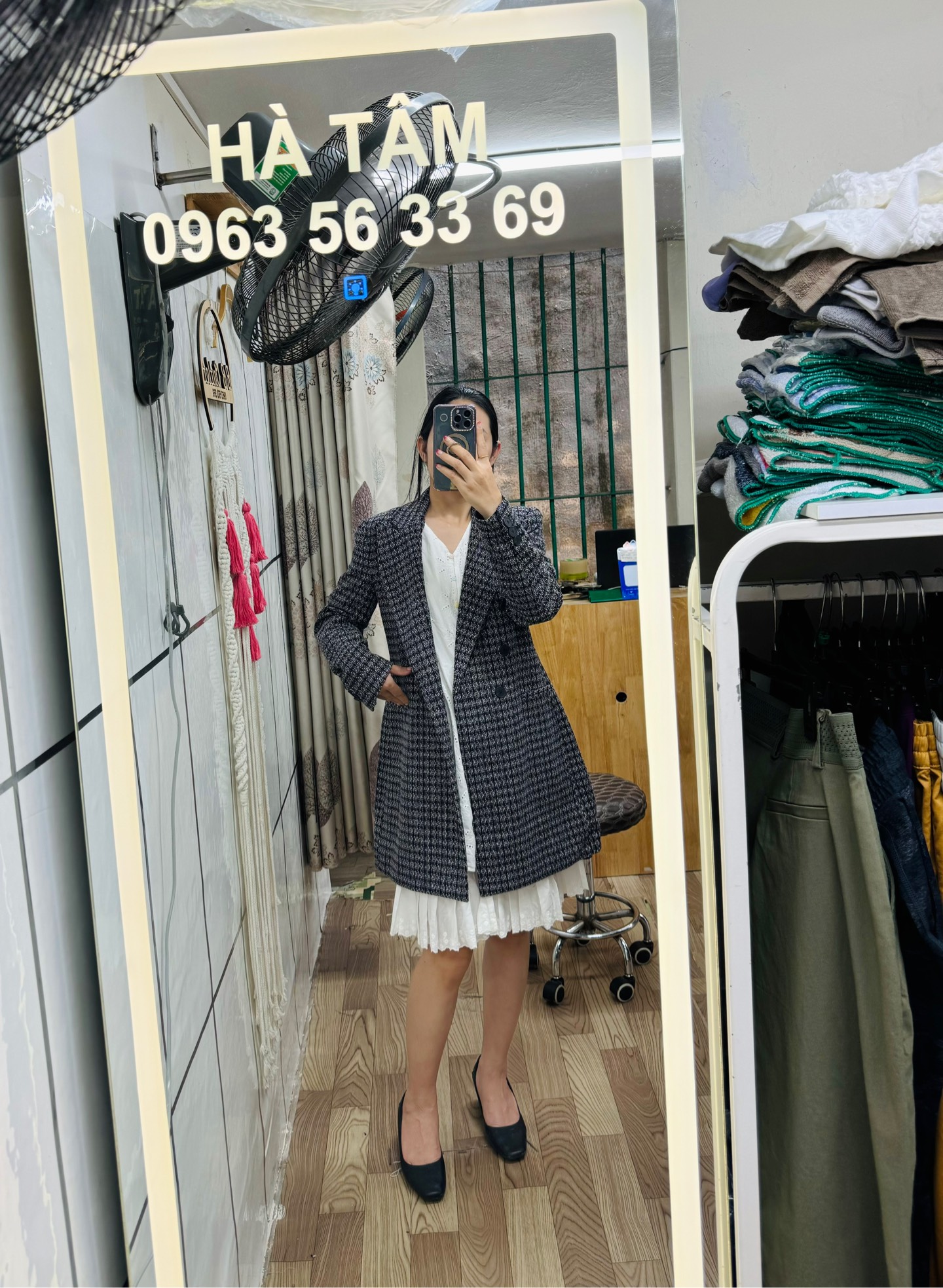 A81 Áo vest dạ tweed Bershka