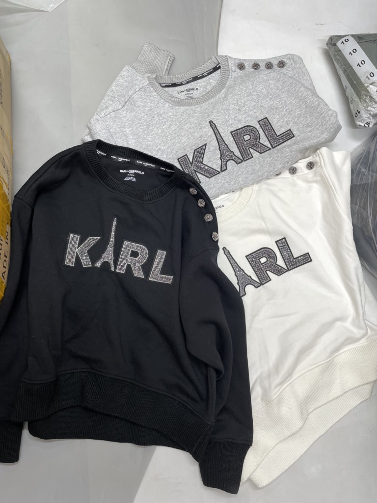Áo sweater Karl