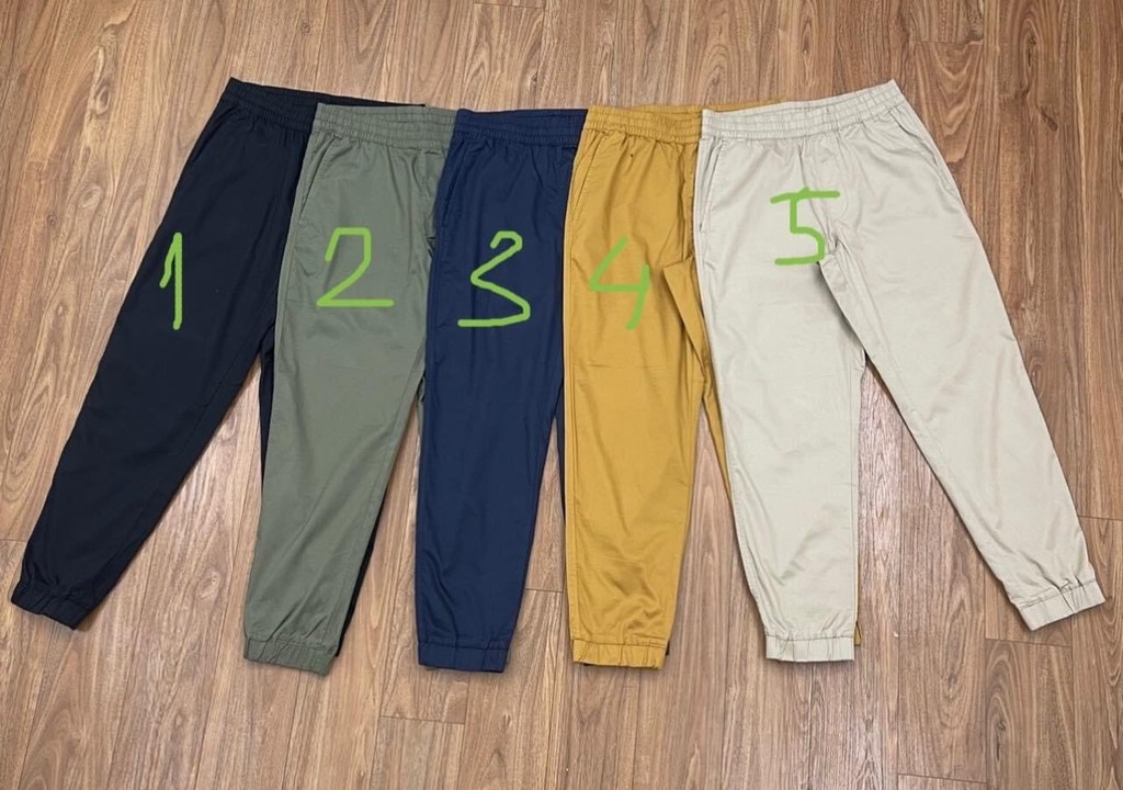 Quần jogger ka ki Uniql0