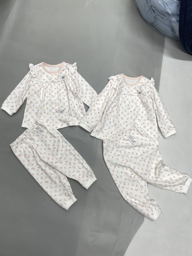 Bộ baby Hàn Quốc vải cotton và chần bông mềm mại - xuất dư xịn