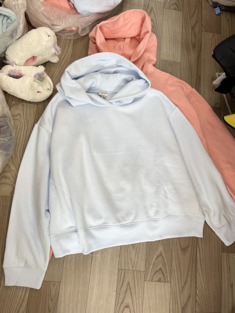Áo hoodie A new day