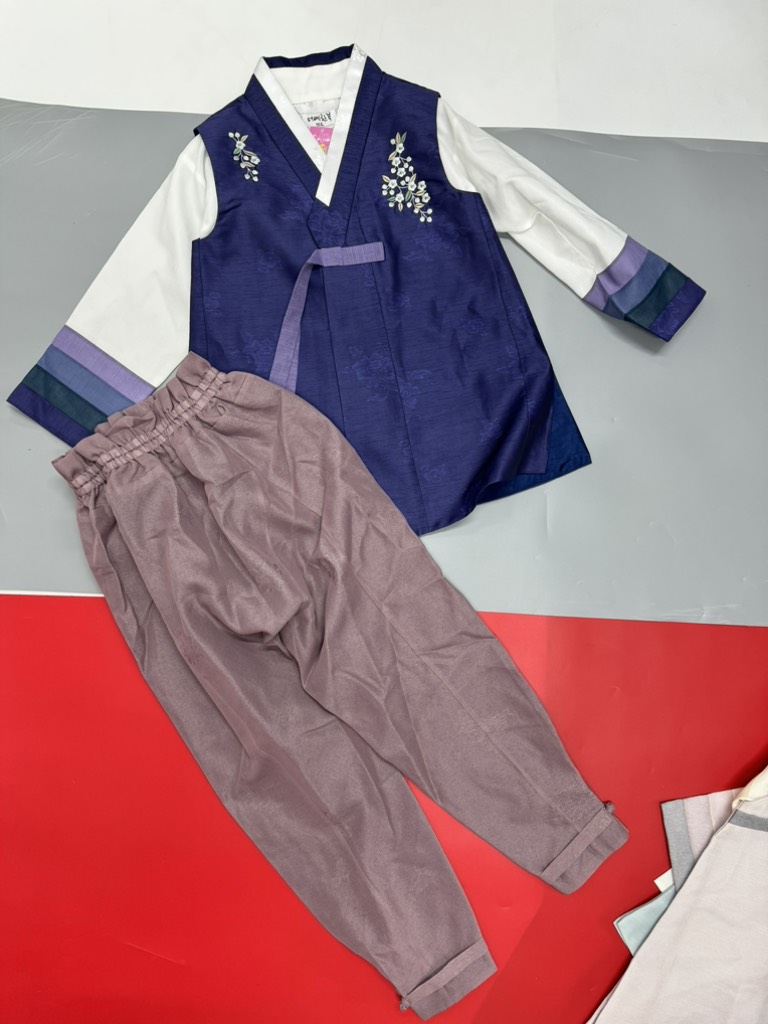 H10 Hanbok trai 10y