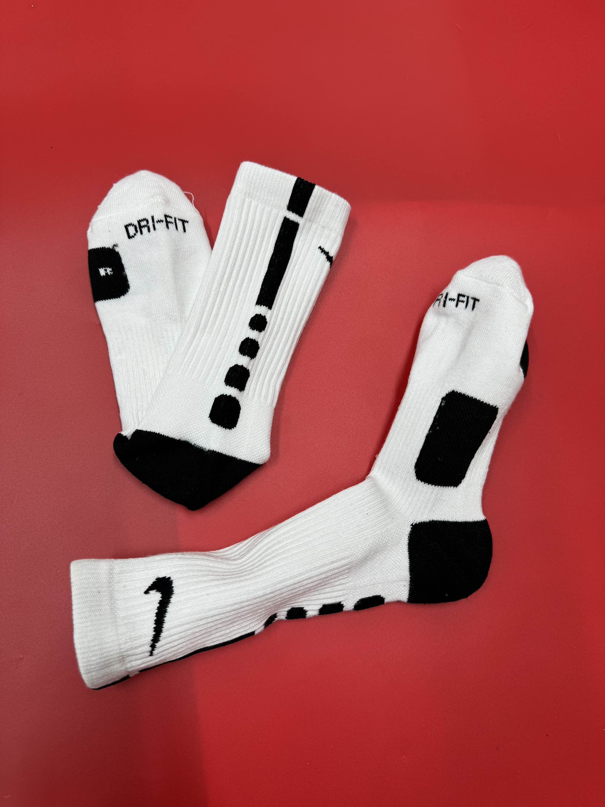 Tất Nike cổ cao