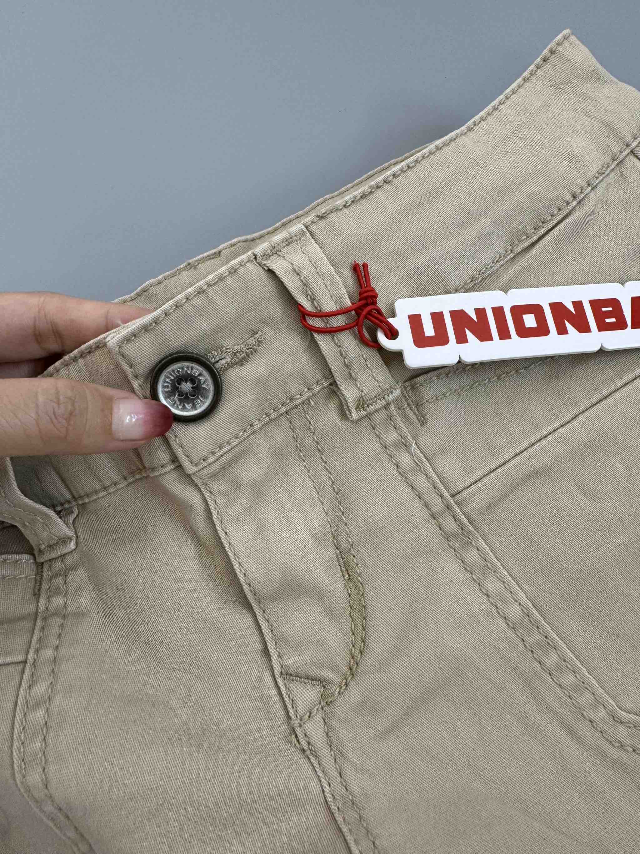 Q63 Quần đùi ka ki chun Unionbay