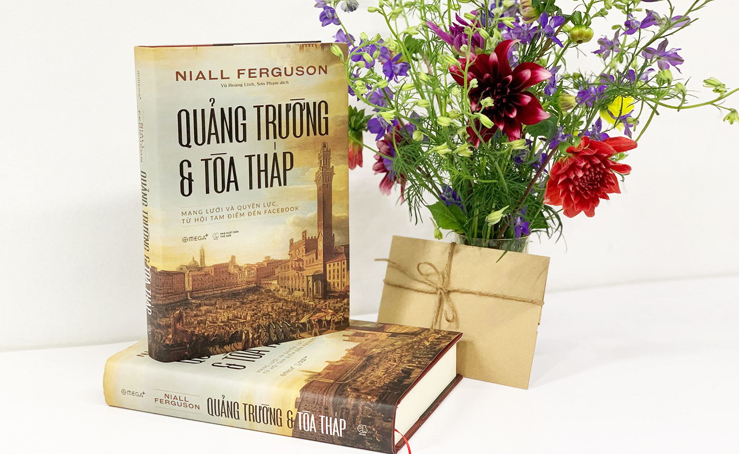 [Review] Quảng trường và Toà tháp