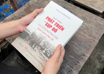“Quá trình phát triển và sụp đổ của chế độ Ngô Đình Diệm” - Quyết định “thay ngựa giữa dòng”