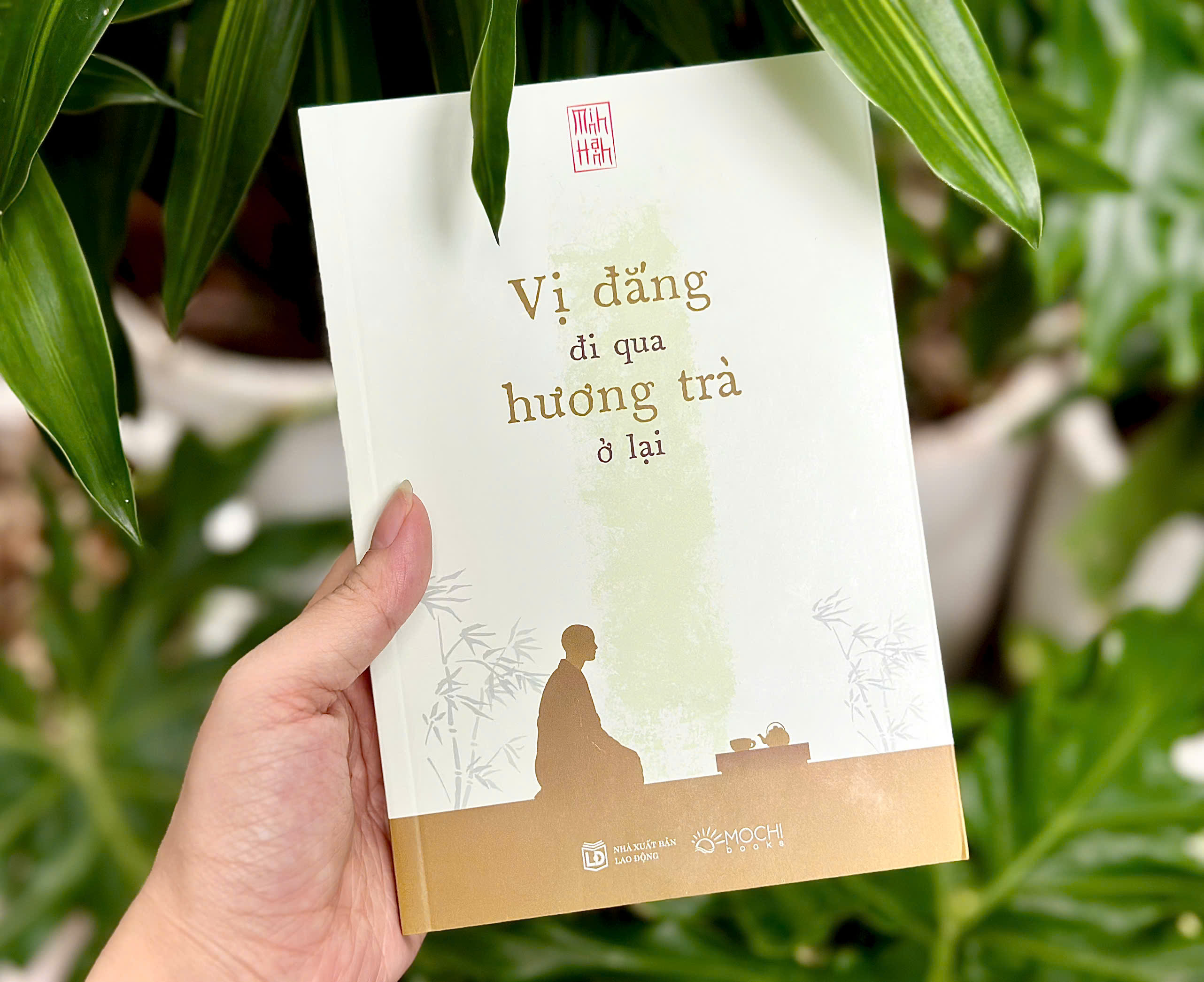 Sách - Vị đắng đi qua hương trà ở lại