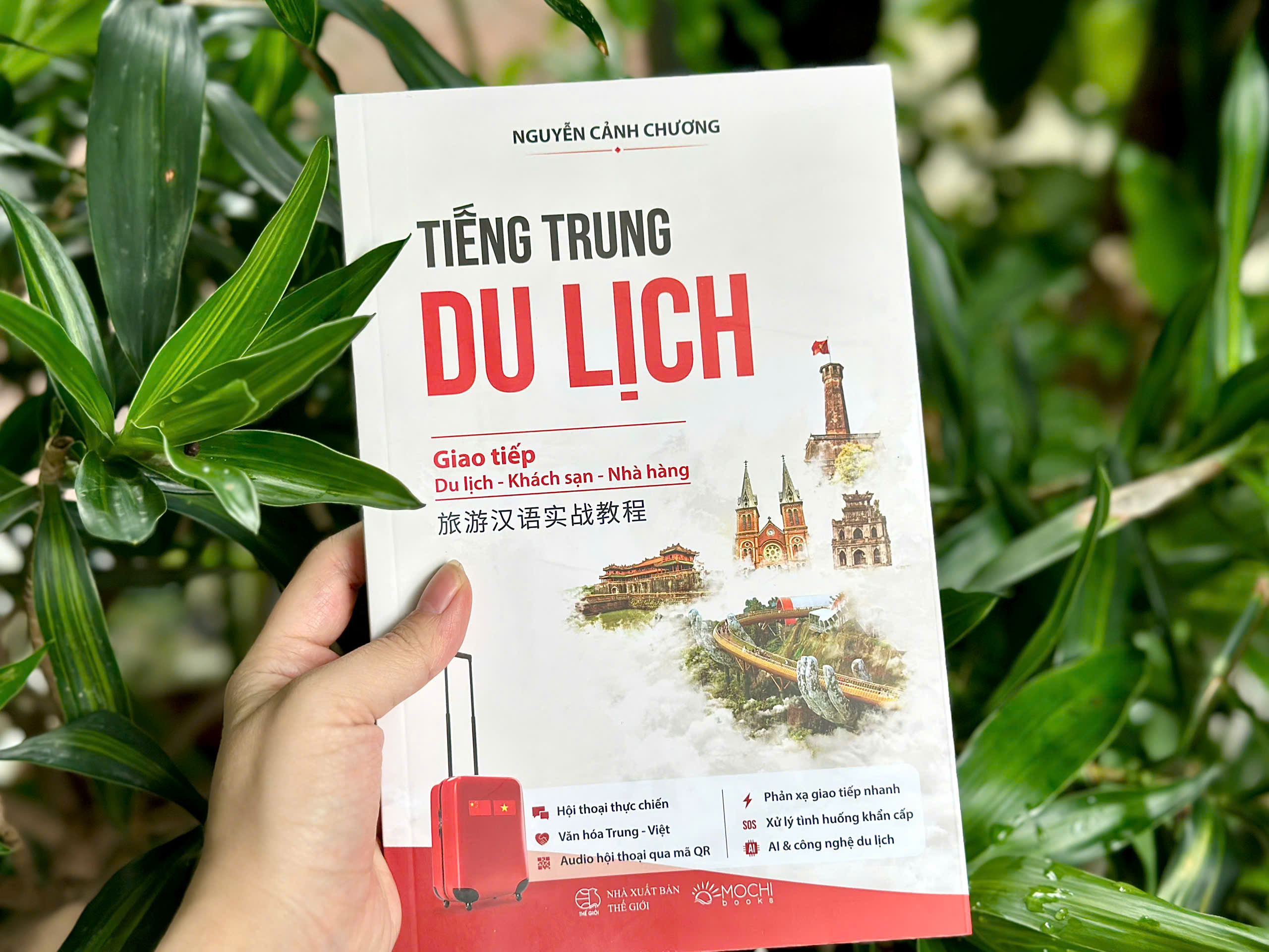 Sách - Tiếng Trung du lịch (Giao tiếp: Du lịch - Khách sạn - Nhà hàng)