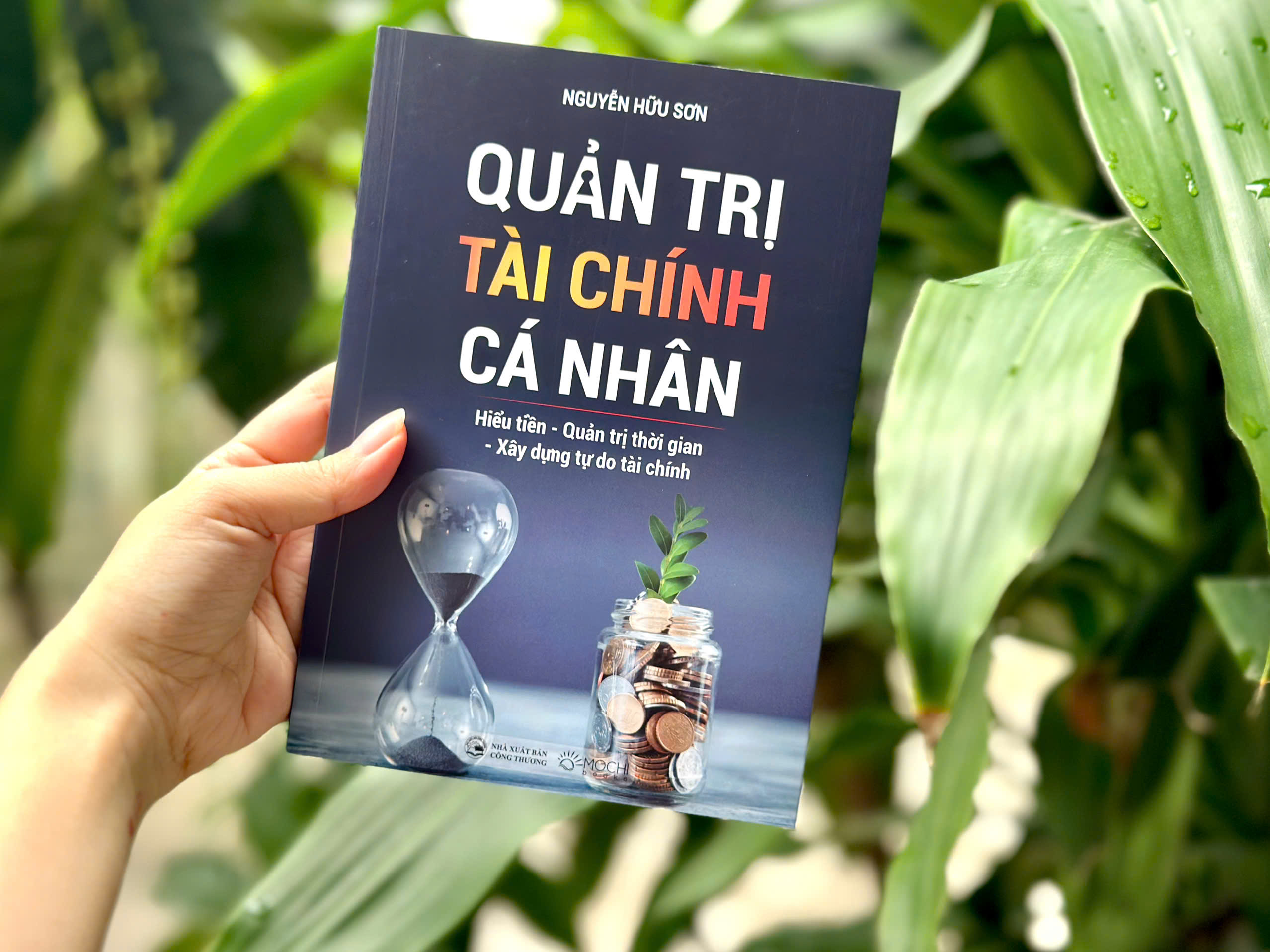 Sách - Quản trị tài chính cá nhân: Hiểu tiền - Quản trị thời gian - Xây dựng tự do tài chính