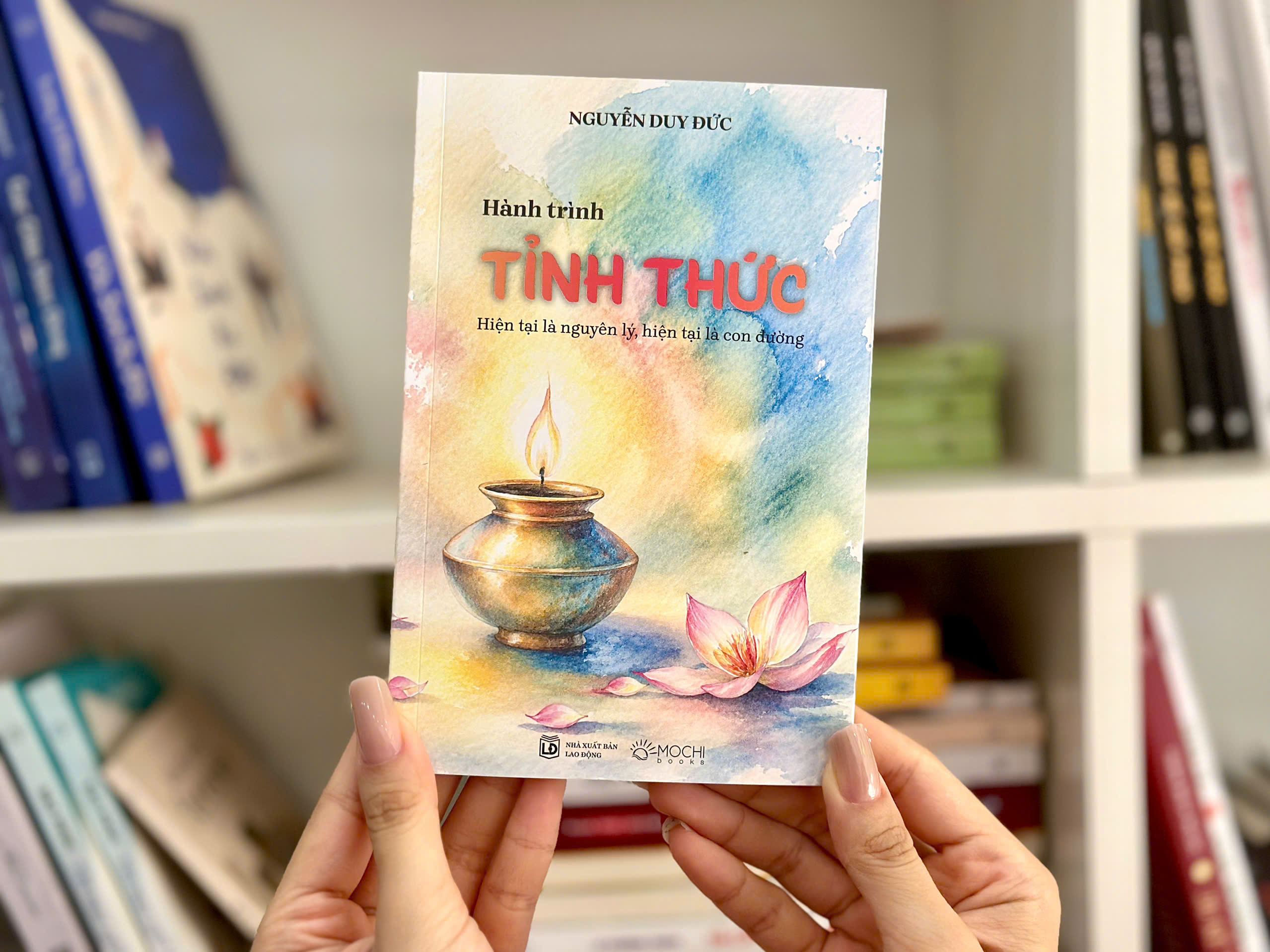 Sách - Hành trình tỉnh thức