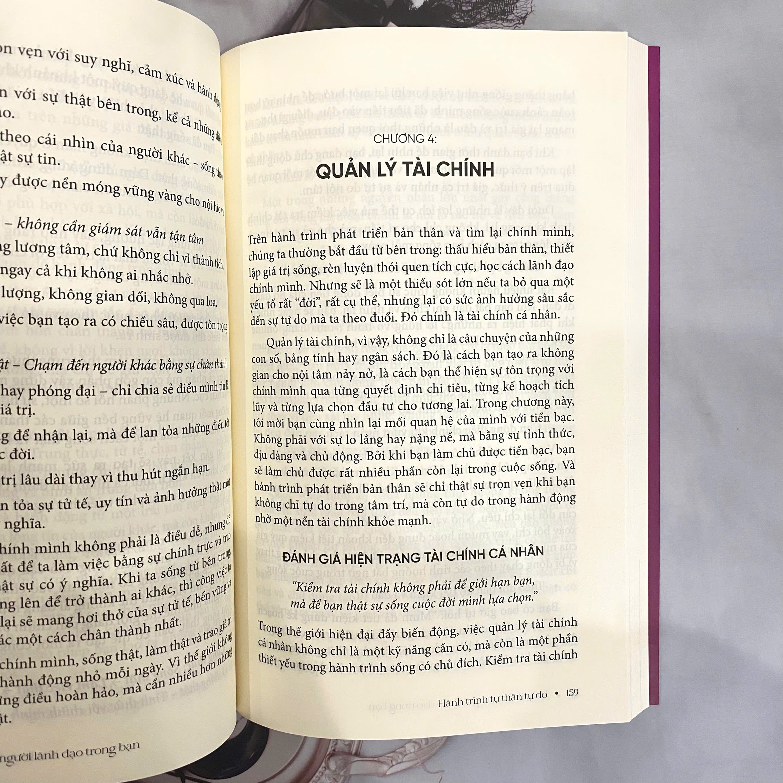 Sách - Thức tỉnh con người lãnh đạo trong bạn