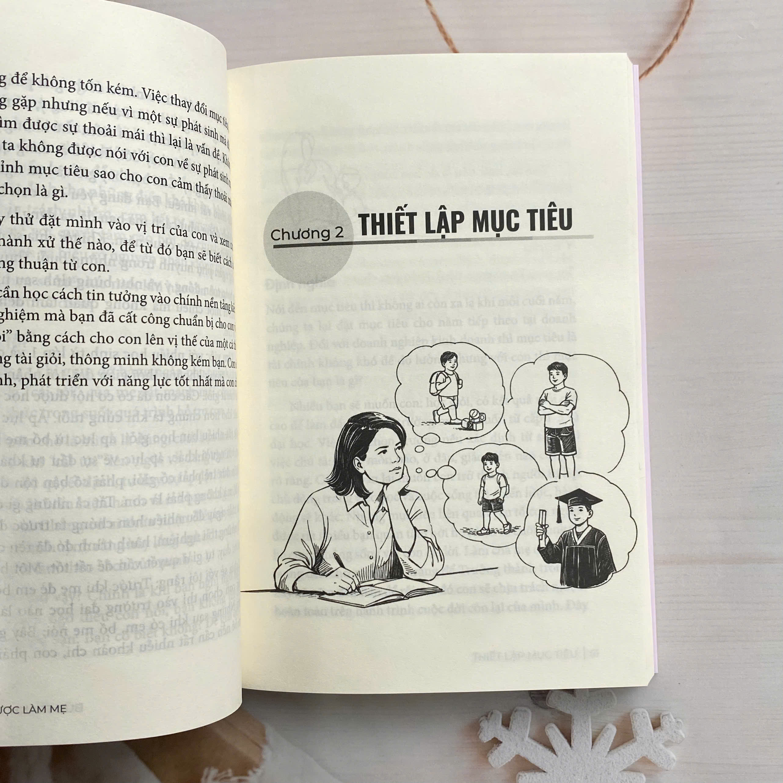 Sách -  Chiến lược làm mẹ: Ứng dụng tư duy lãnh đạo vào hành trình trưởng thành cùng con