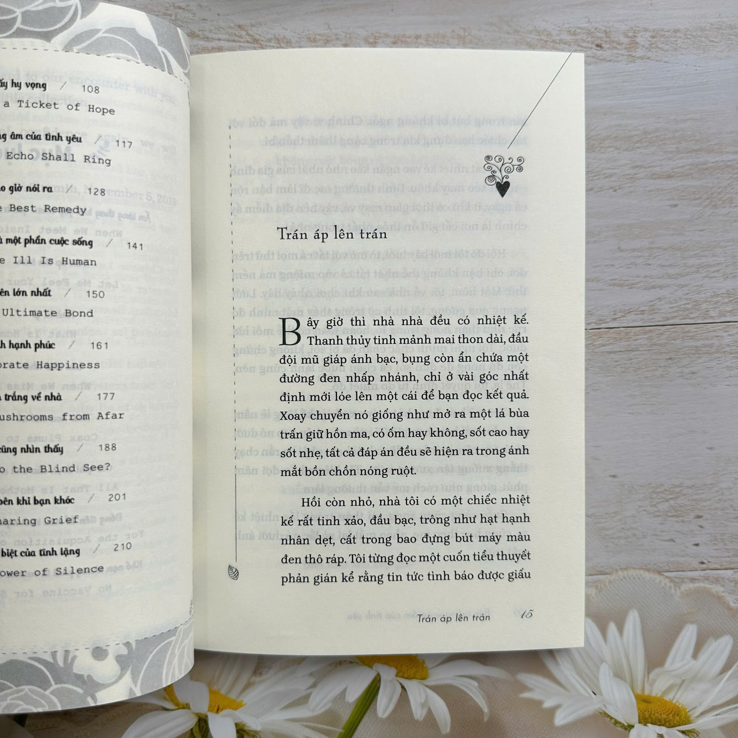 Sách - Bức tường vọng âm của tình yêu (Love’s Echo Shall Ring)