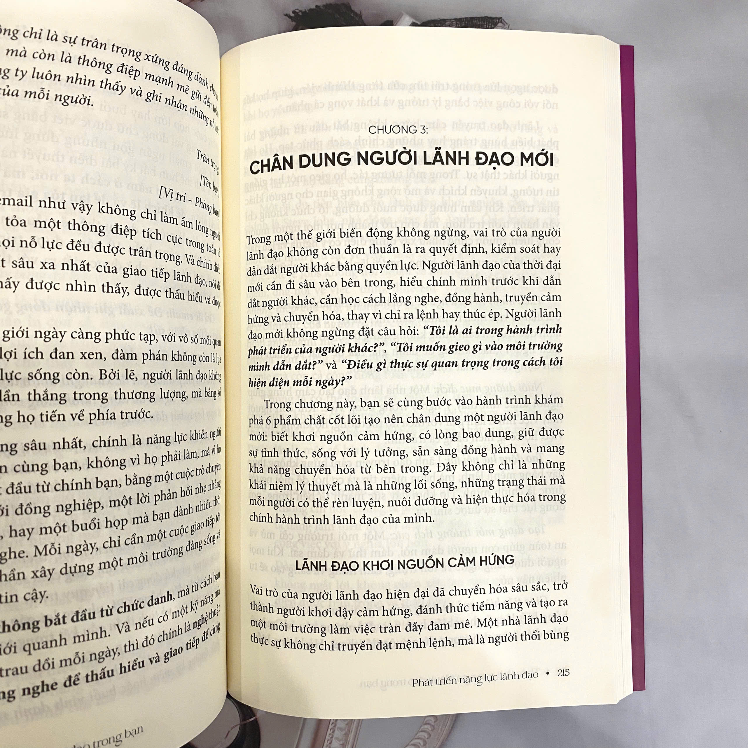 Sách - Thức tỉnh con người lãnh đạo trong bạn