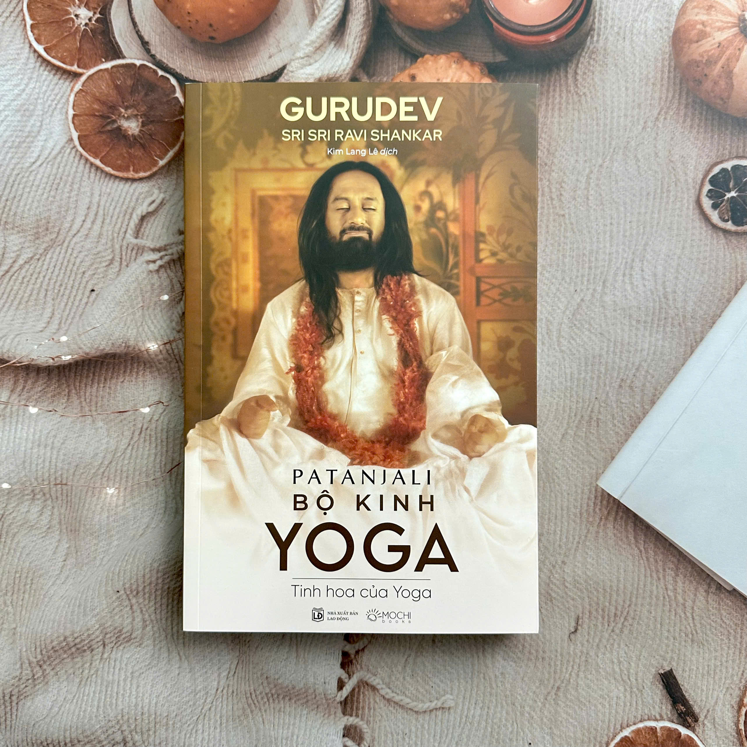 Sách - Patanjali: Bộ kinh Yoga (Tinh hoa của Yoga: The art of living)