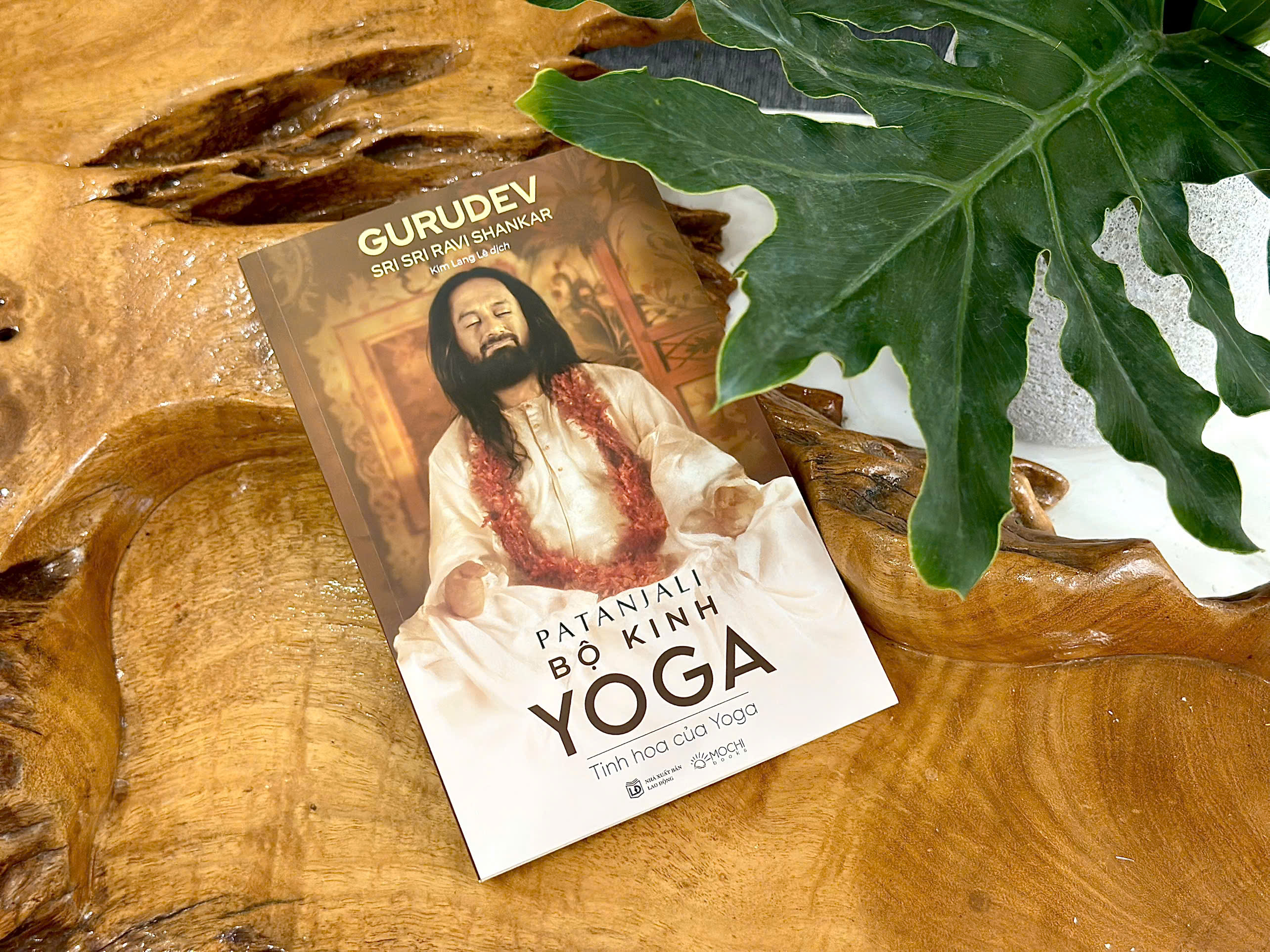 Sách - Patanjali: Bộ kinh Yoga (Tinh hoa của Yoga: The art of living)