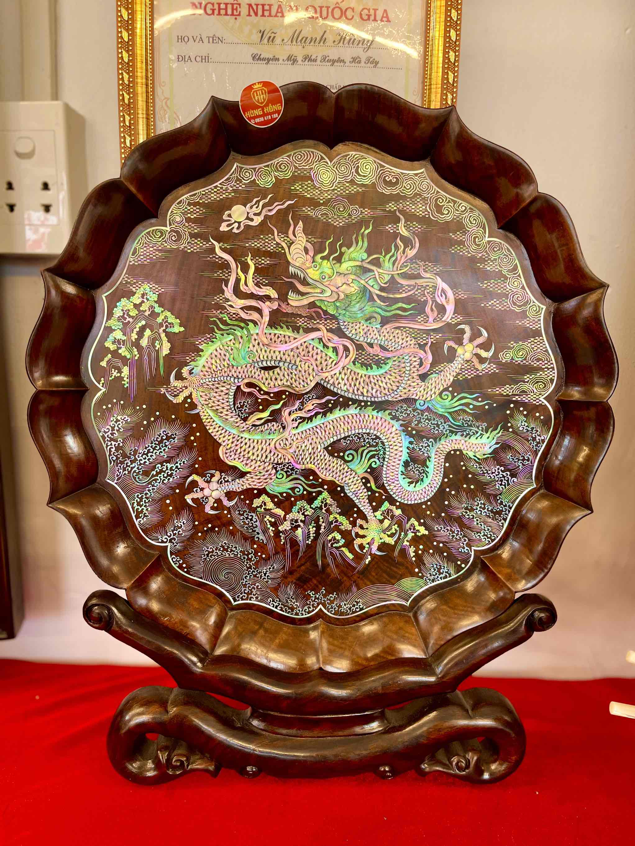 Nhất Long Nhả Ngọc (Gỗ Trắc)