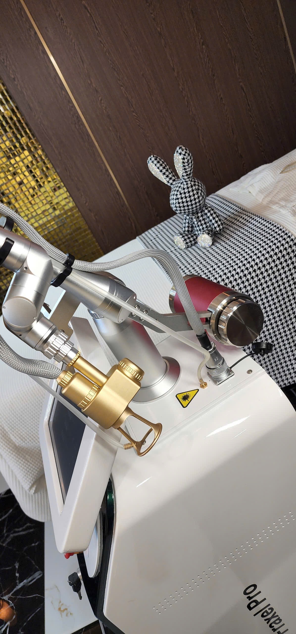 Máy laser CO2 Fractional Fraxel Pro