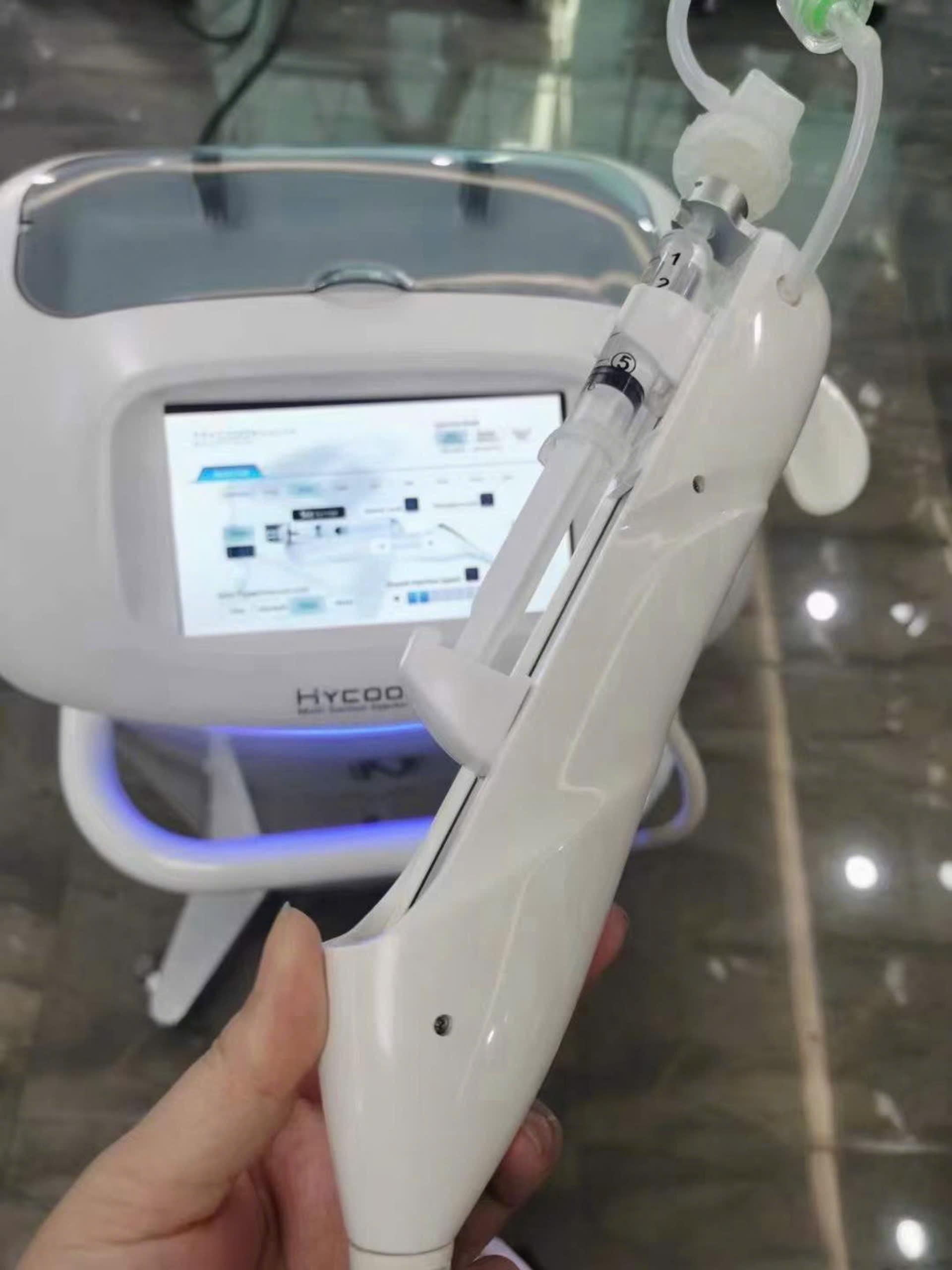 Máy tiêm tinh chất HYCOOX
