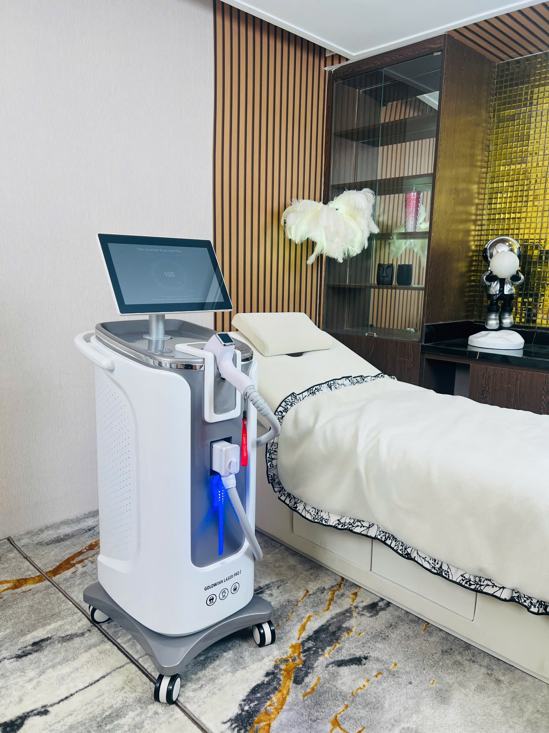 Máy triệt lông GOLDWINN LASER PRO 1