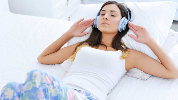 Tai Nghe Không Dây Có Hại Sức Khỏe Không? Sự Thật Là Gì?