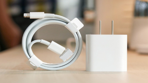 Sạc Nhanh Và Sạc Thường Khác Nhau Thế Nào?