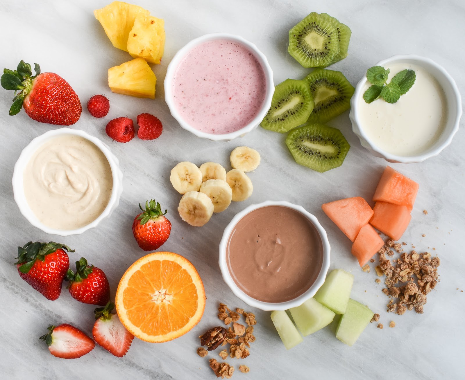 Công thức kết hợp sữa chua và trái cây tươi giúp da trắng sáng