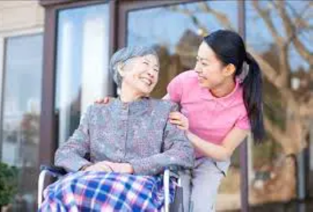15 Sản Phẩm Chăm Sóc Tại Nhà Cho Người Cao Tuổi