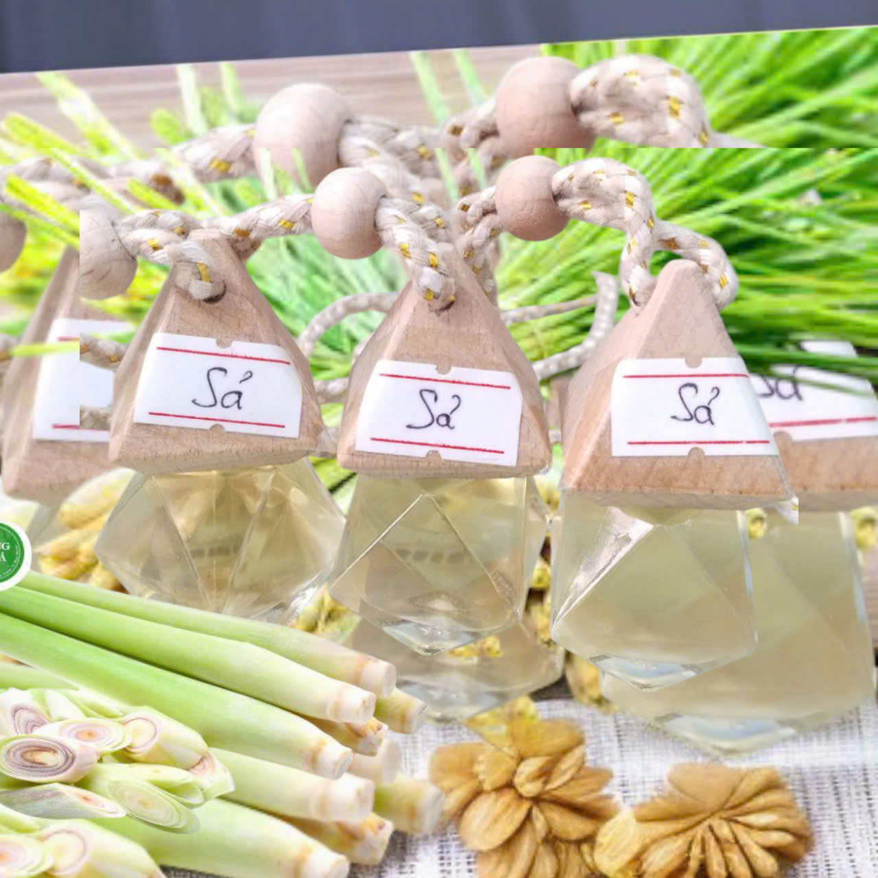 Tinh Dầu Sả Treo Xe